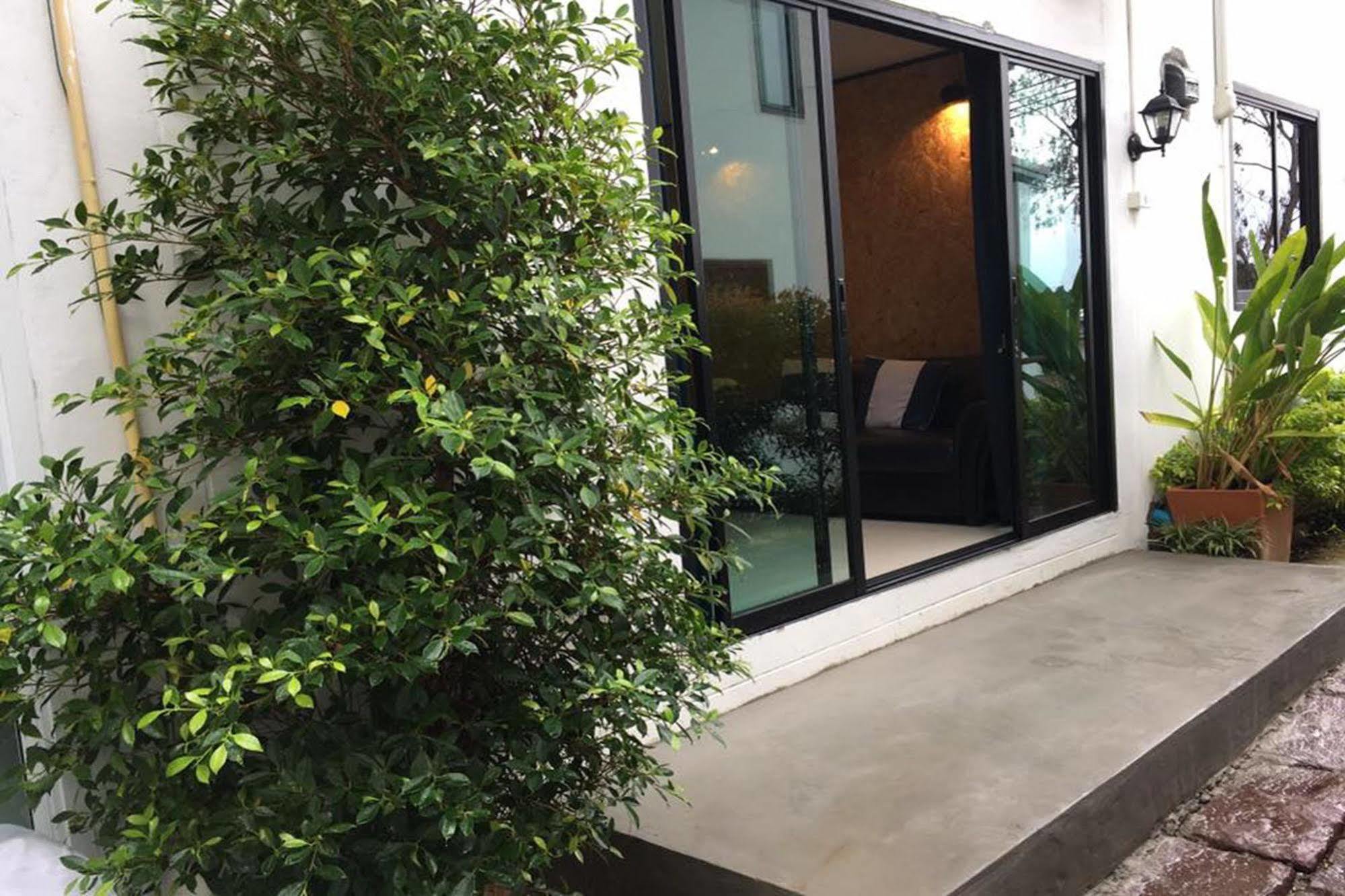 Hertford House Экстерьер фото